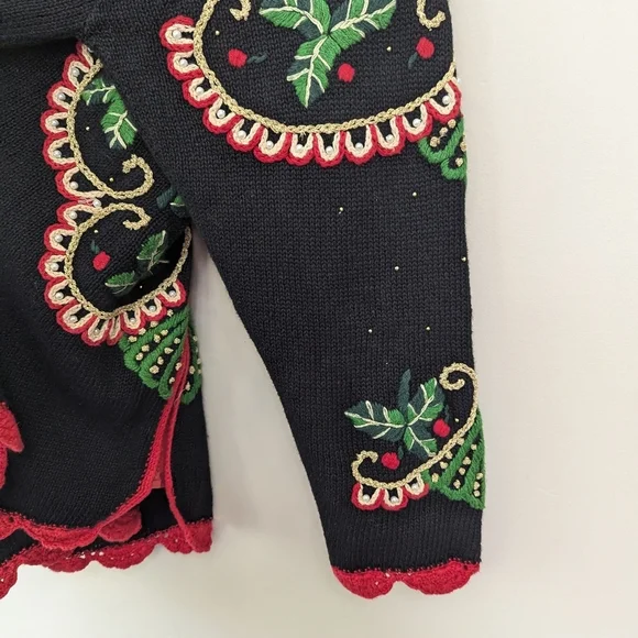 Vintage 90s Ugly‎ Christmas Embroidered Holly Sweater 3D - Picture 9 of 14